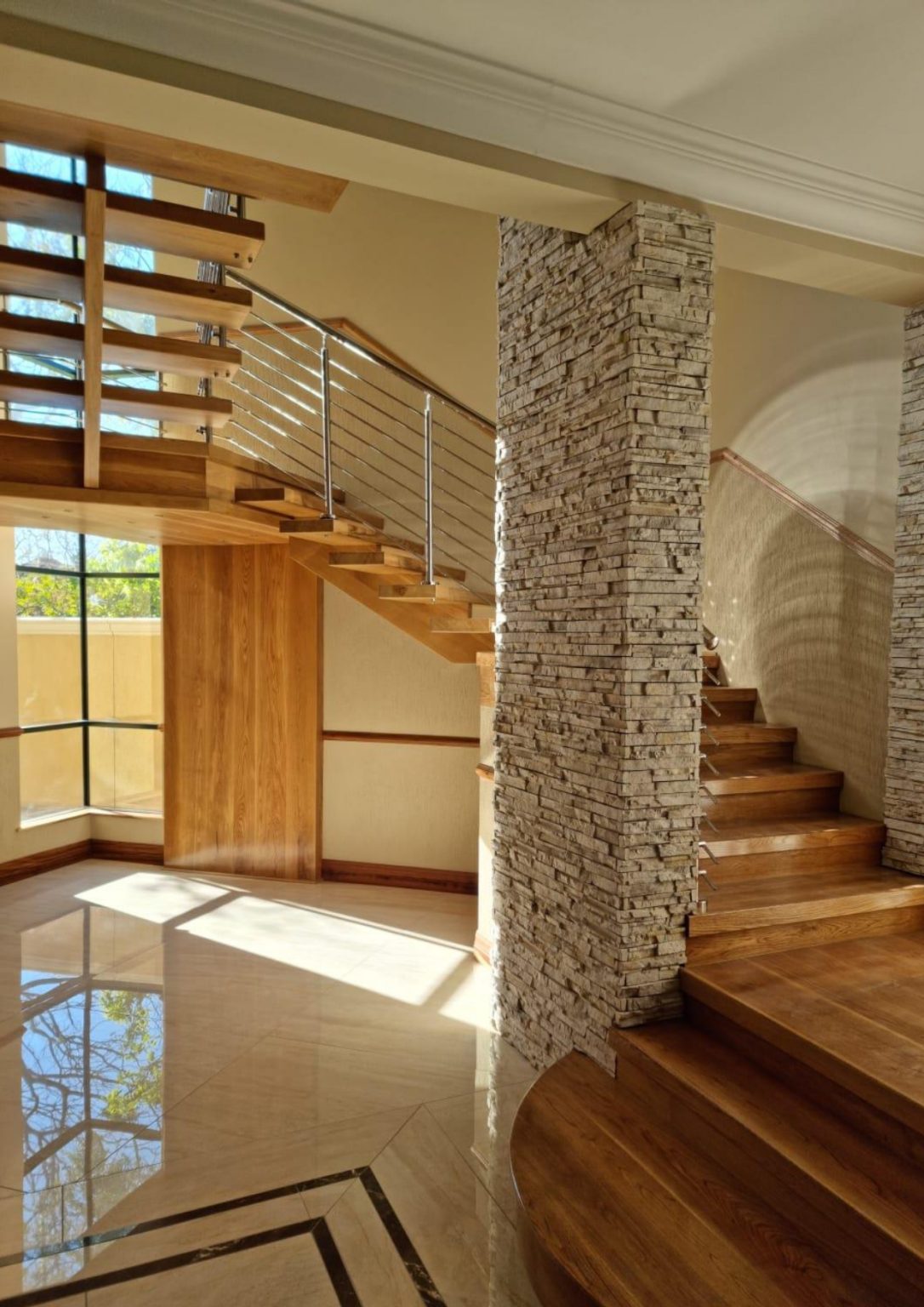 Stairs & Balustrades